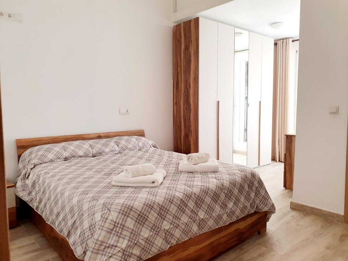Casa Yedra Apartment เบนัลมาเดนา ภายนอก รูปภาพ